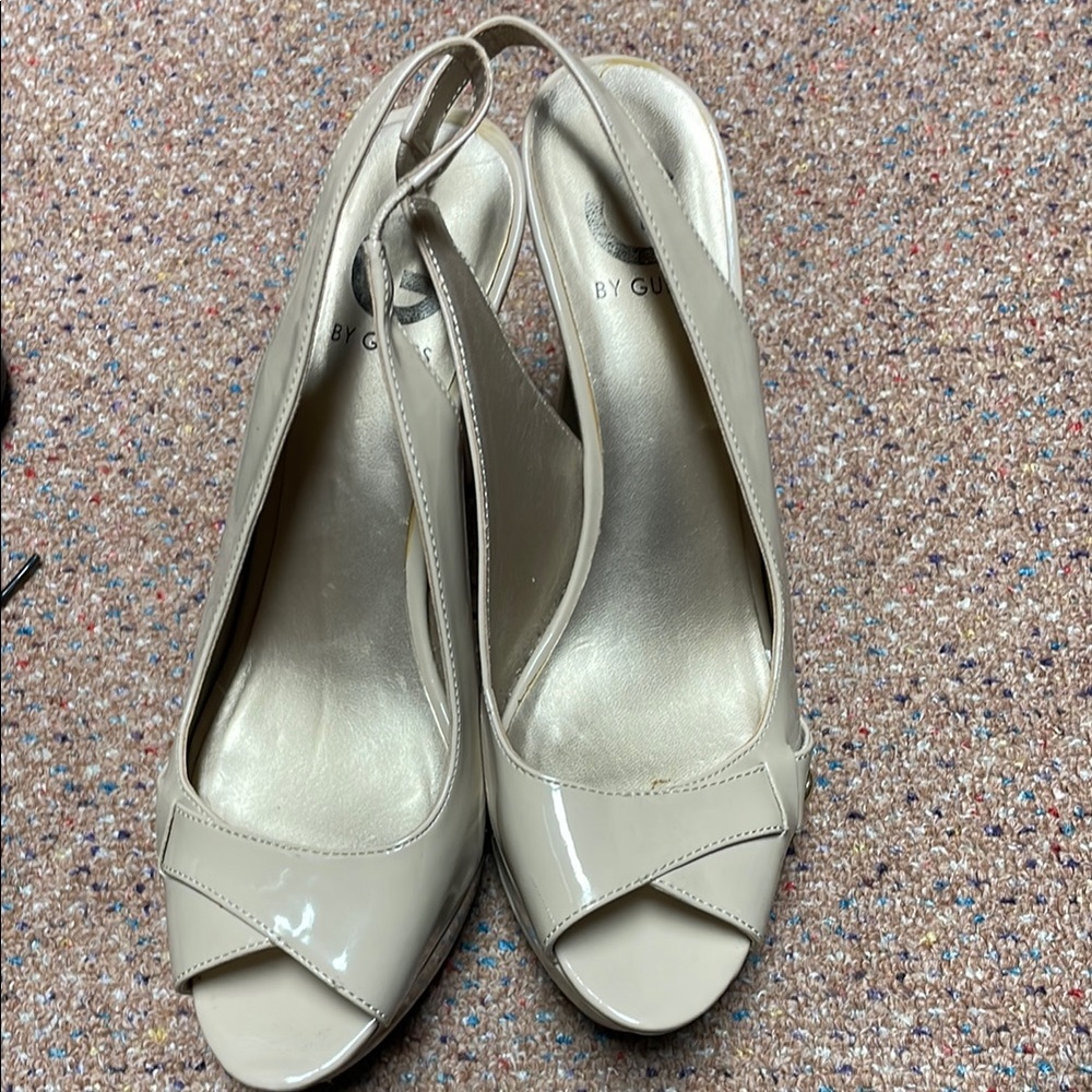 GUESS Women's Cream Slingback Heels
